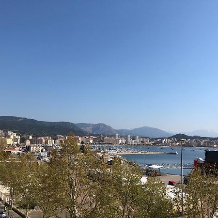 Hotel Le Dauphin Ajaccio  Szoba fotó