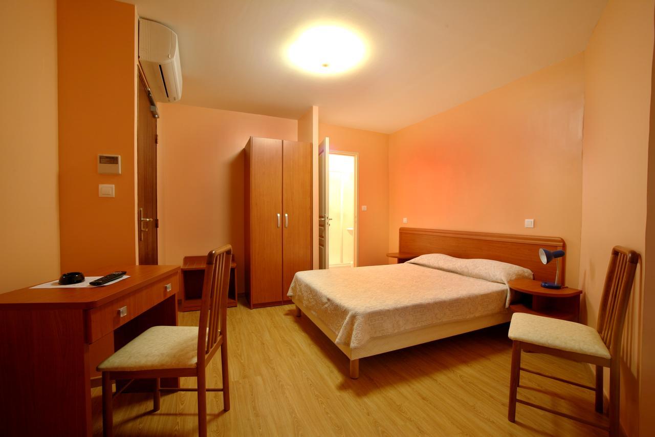 Hotel Le Dauphin Ajaccio  Kültér fotó